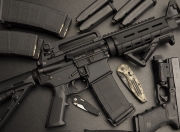 JNH体育-恩比德末节统治攻防，鹈鹕强行终结公牛六连胜