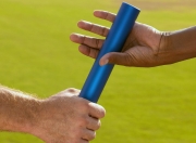 JNH体育-加维锋利如刃，阿根廷横扫亚平宁—解析新生代如何重塑比赛逻辑