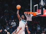 金年会集团-爱德华兹舞台越大越强，鹈鹕打穿火箭