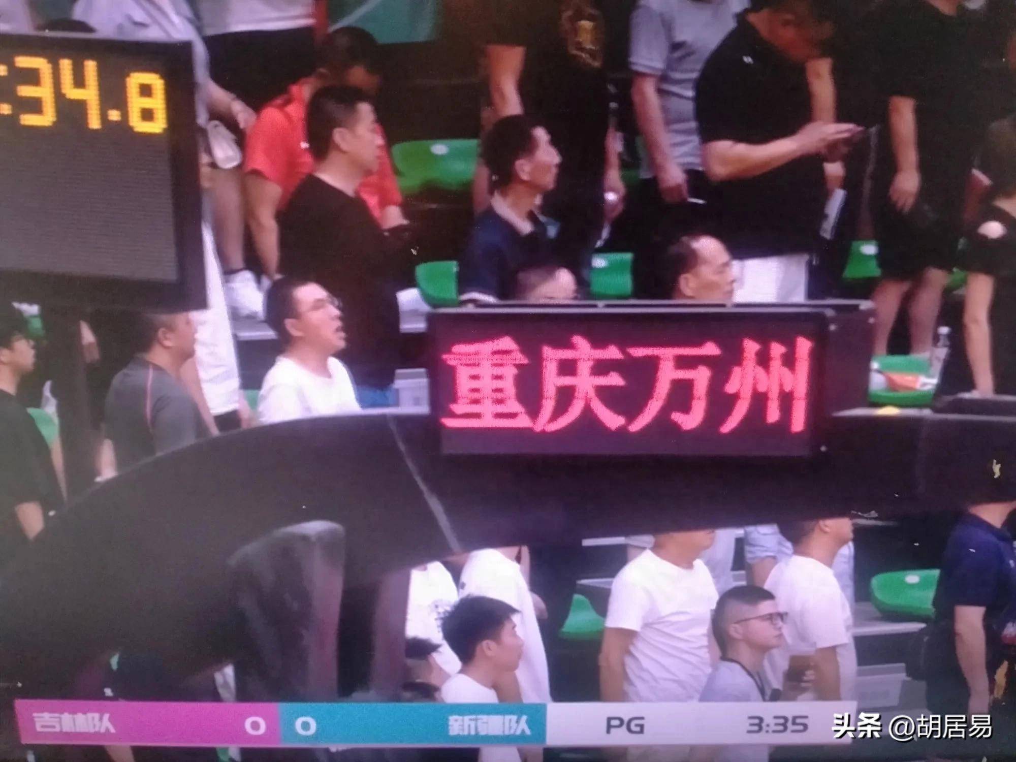 宿敌之战：四川男篮对决新疆队，谁将笑傲江湖？的简单介绍