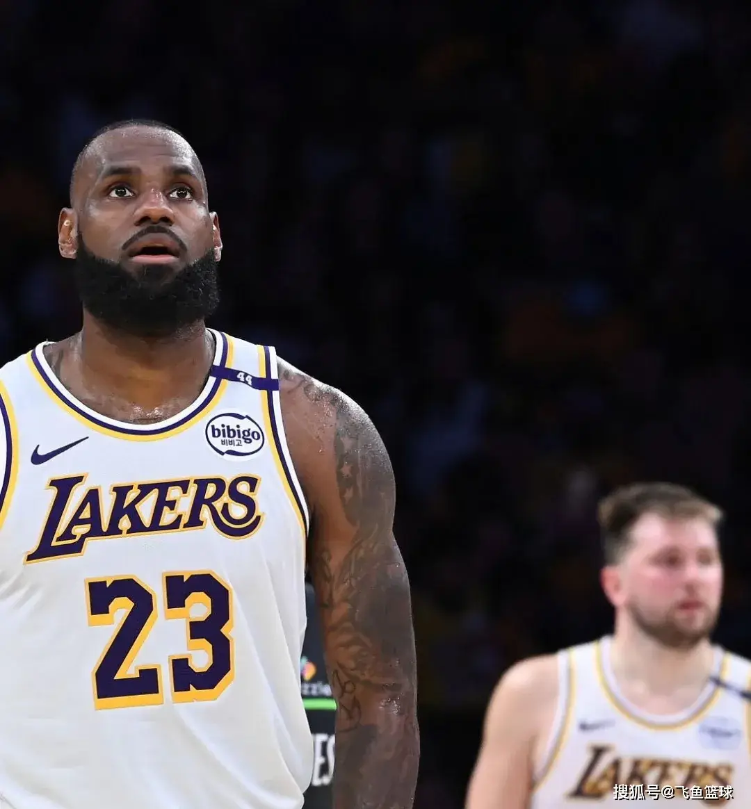 包含詹姆斯再煮助湖人大破勇士豪取赛季首胜！的词条