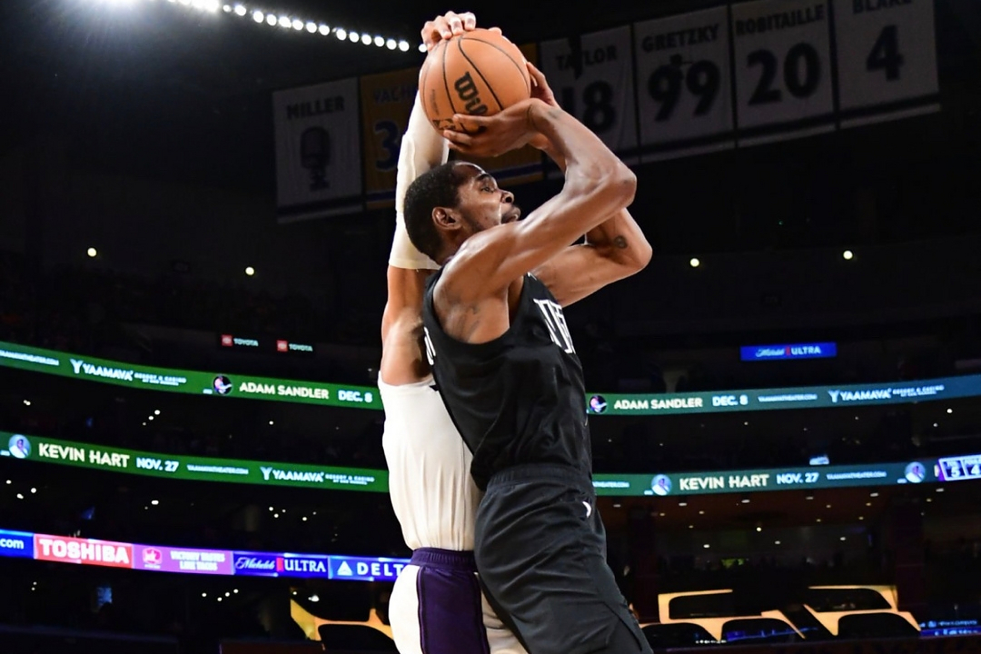 篮网惜败湖人，杜兰特发威难救主