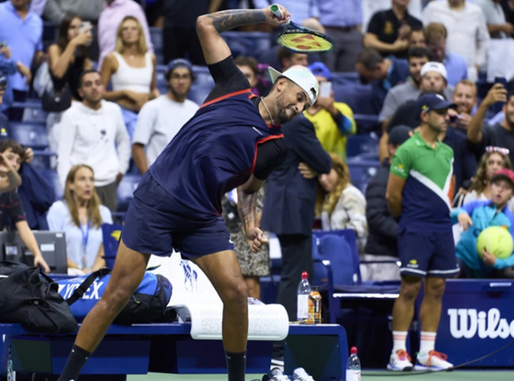 西班牙网球队逆转美国网球队，克耶高斯统治全场的简单介绍