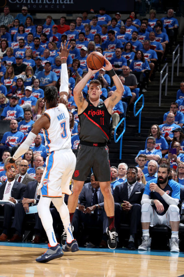 独行侠翻盘76人，伦纳德状态火热