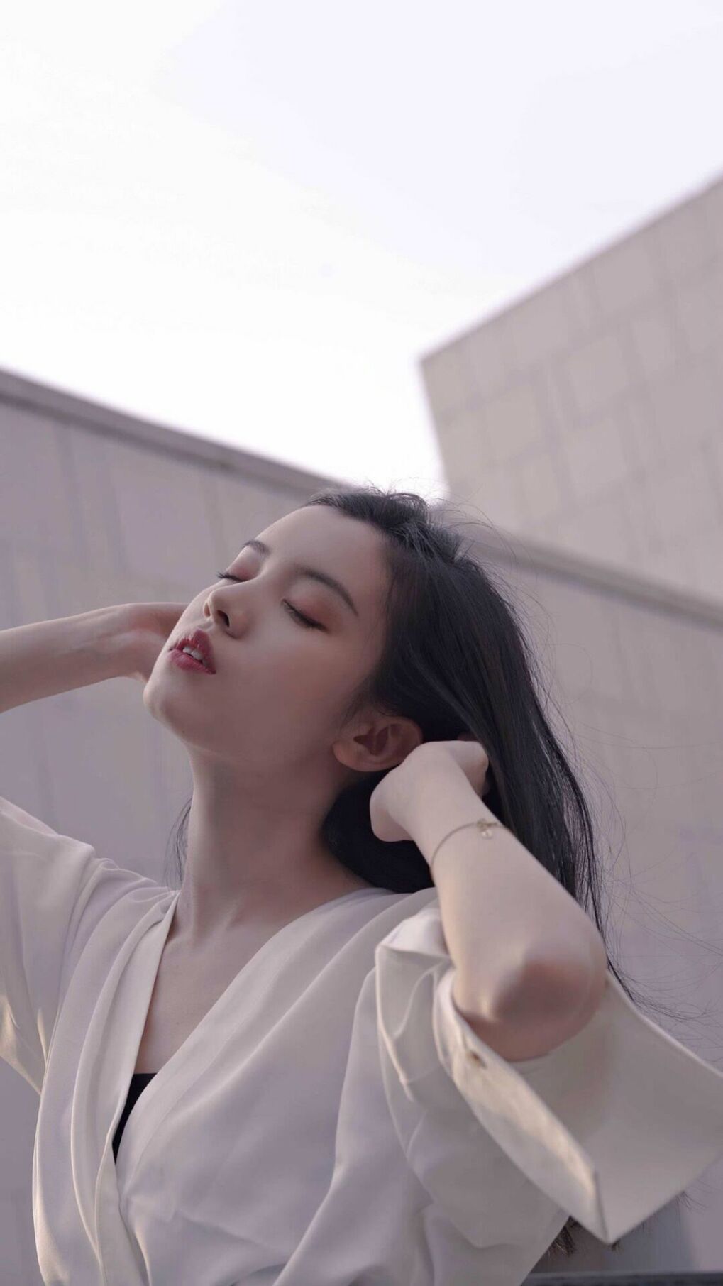 欧冠半决赛之夜，篮球巨星用脚踢出的完美交响曲