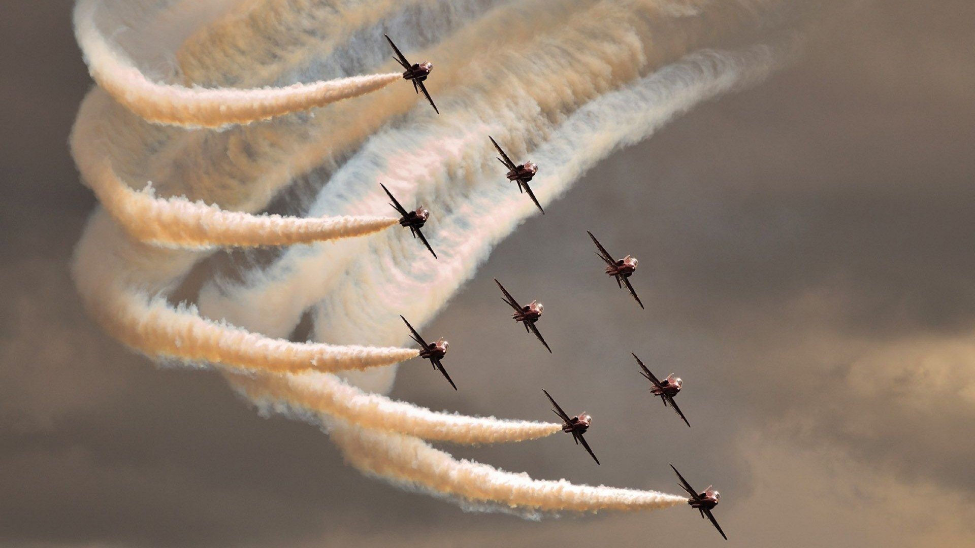 红牛狂奔永恒之城！姆巴佩独造三球导演欧冠经典逆转