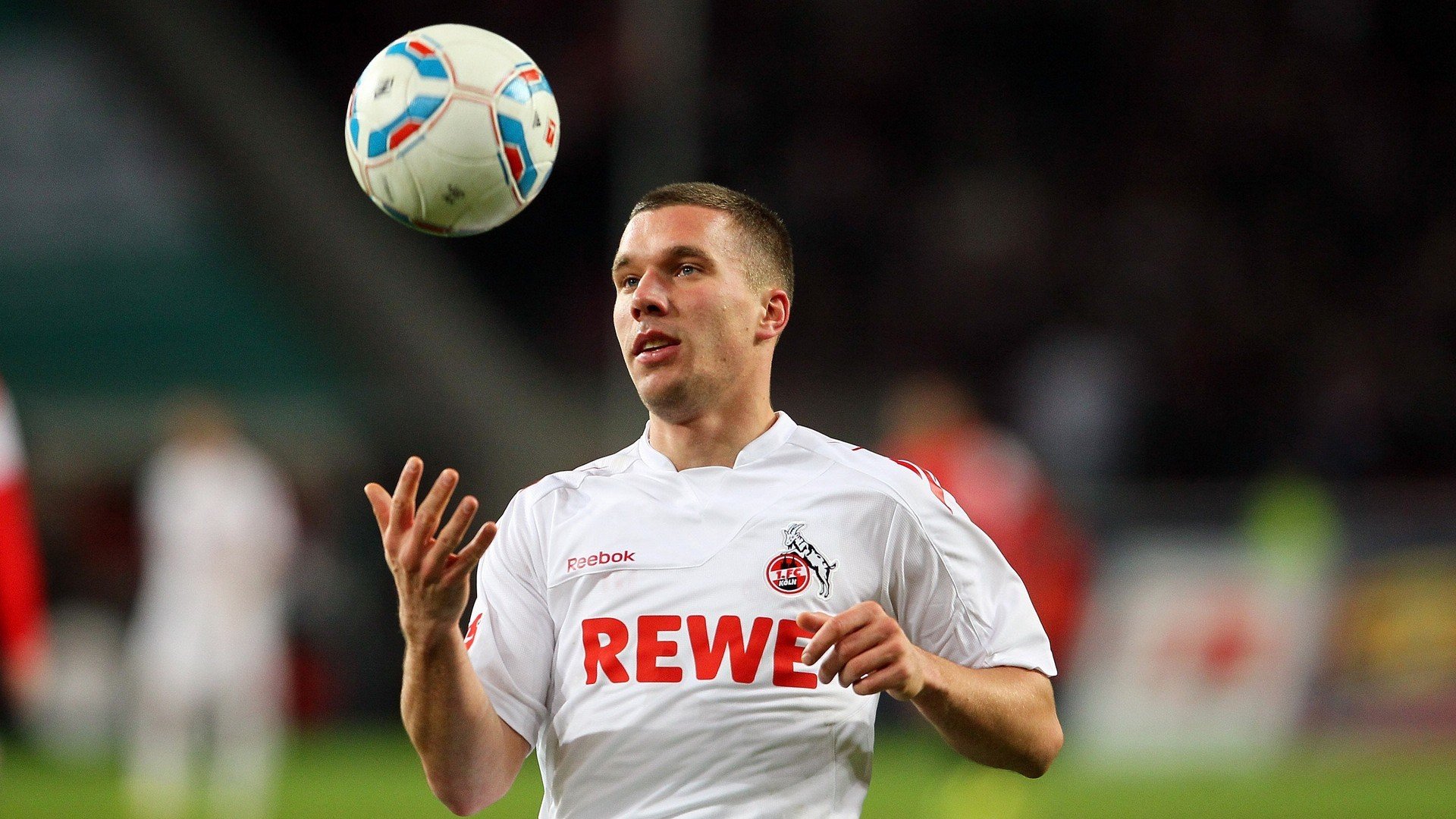 中东绿茵场,戈麦斯刷新纪录之夜