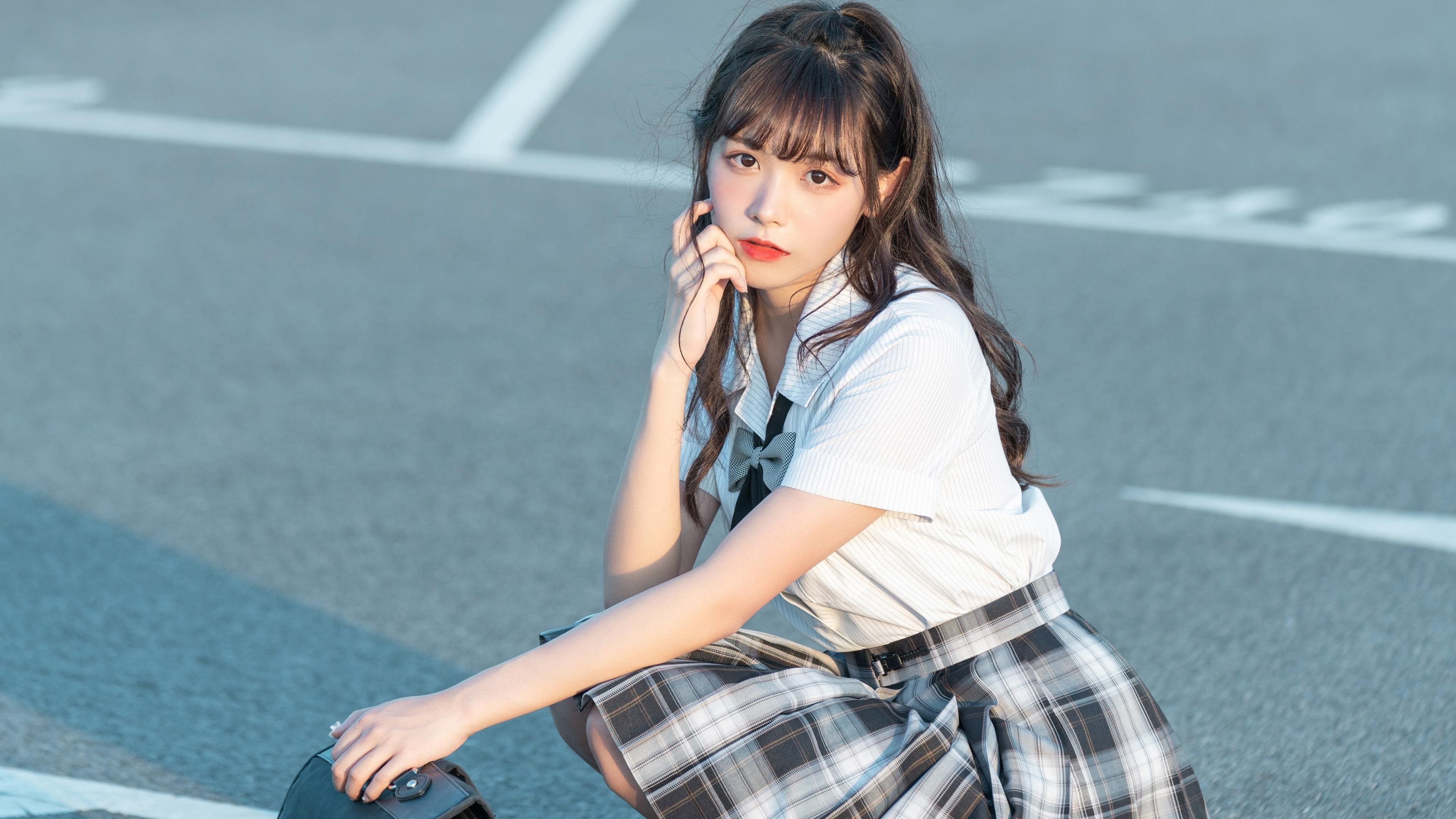 一箭穿心!布克关键进球助国王险胜步行者