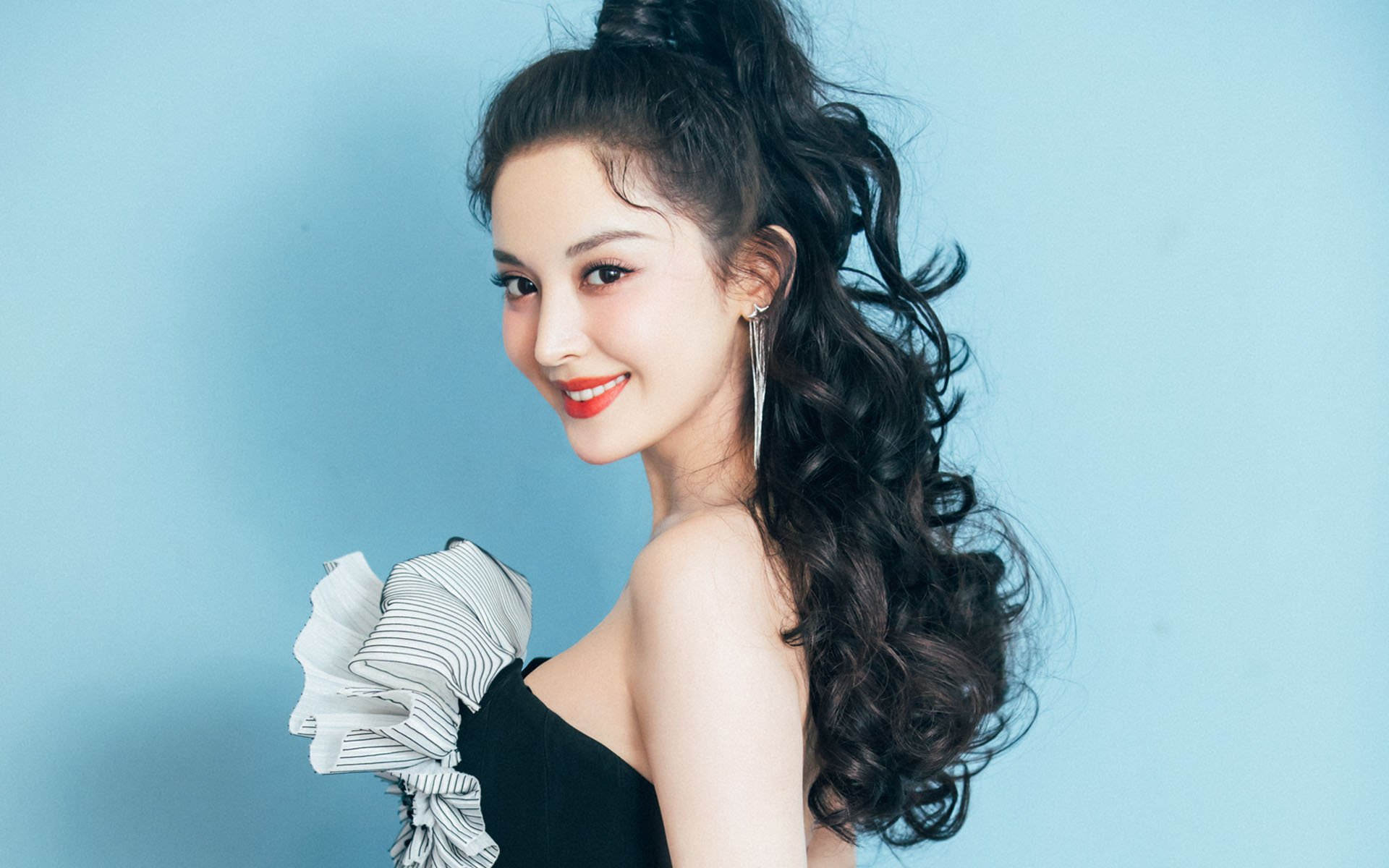 电光火石一瞬,巴雷拉,安菲尔德之夜的真正主宰